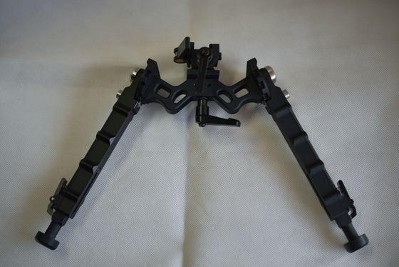 330g Outdoor Tactical Bipod Einstellbar 5,5''-8,1' Höhe 5 Schlitze für Vielseitigkeit