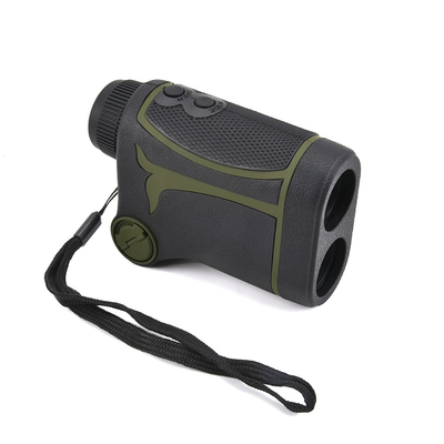 Präzision 700m Laserweitenmessgerät für Golf und Jagd 6x Vergrößerung /-1m Genauigkeit