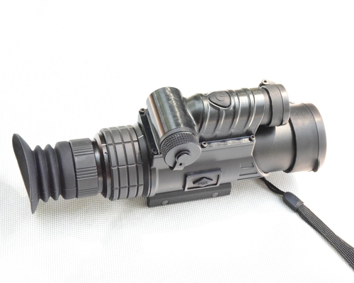 10x32 Jagdbereich mit eingebauten Laser-Rangefinder 750m und 905nm Eye Safe-Technologie