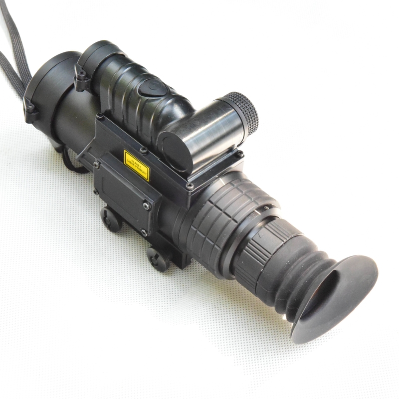 10x32 Jagdbereich mit eingebauten Laser-Rangefinder 750m und 905nm Eye Safe-Technologie
